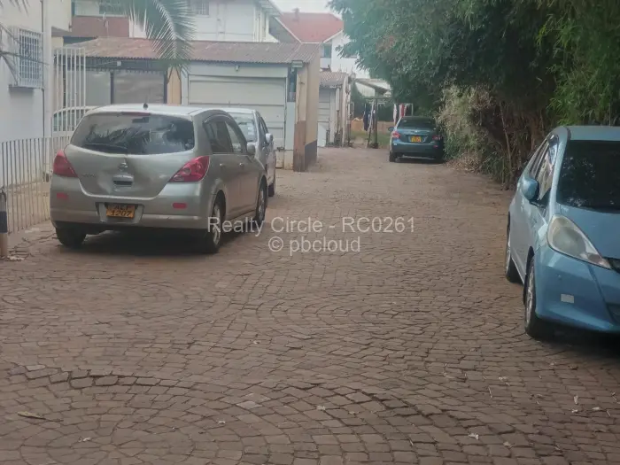 Flat/Apartment to Rent in Harare City Centre, Harare
