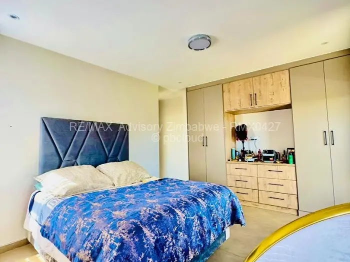 Townhouse/Cluster for Sale in Arlington, Harare