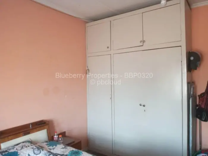 4 Bedroom House for Sale in Waterfalls, Harare