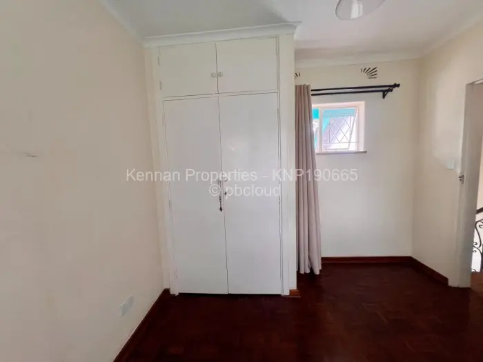 Flat/Apartment to Rent in Emerald Hill, Harare