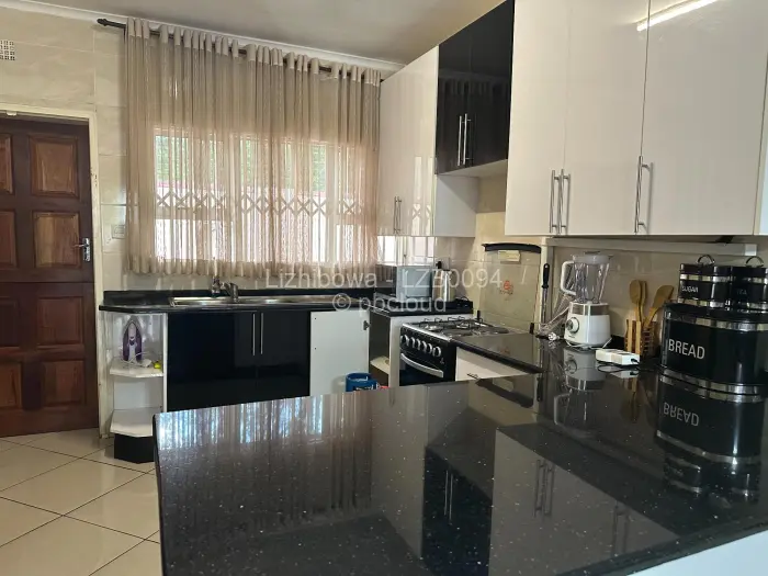Townhouse/Cluster to Rent in Avondale West, Harare