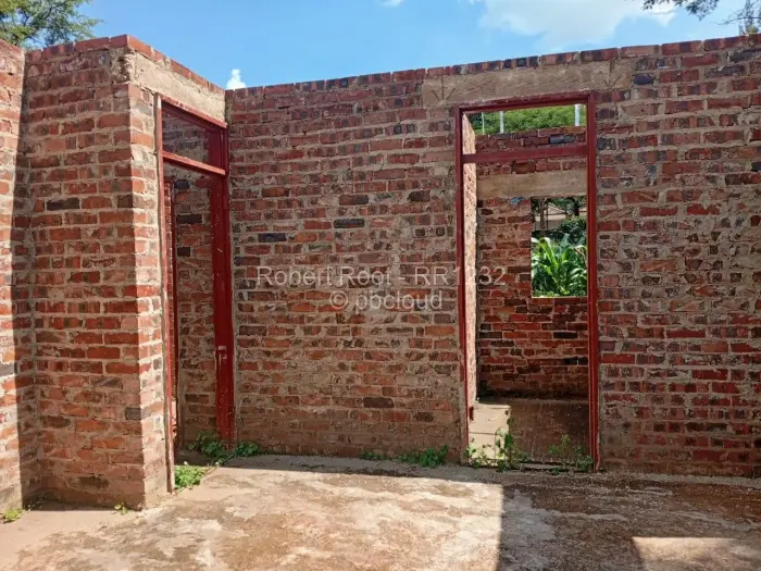 Residential Stand for Sale in Glen Lorne, Harare