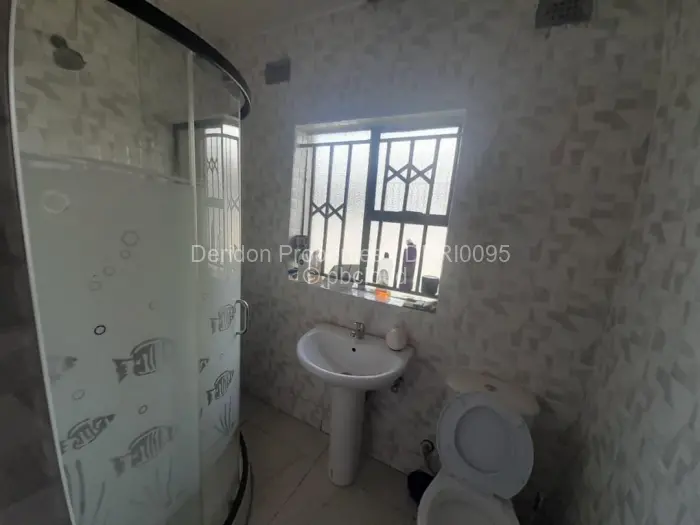 3 Bedroom House to Rent in Madokero Estates, Harare