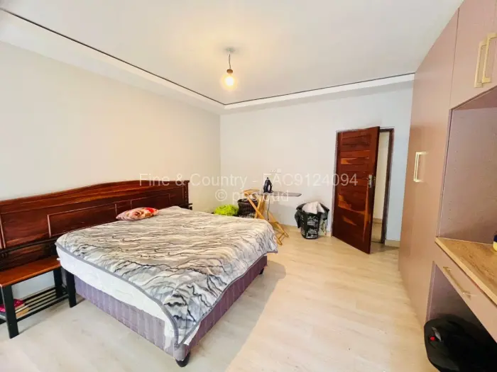 5 Bedroom House for Sale in Carrick Creagh Estate, Harare