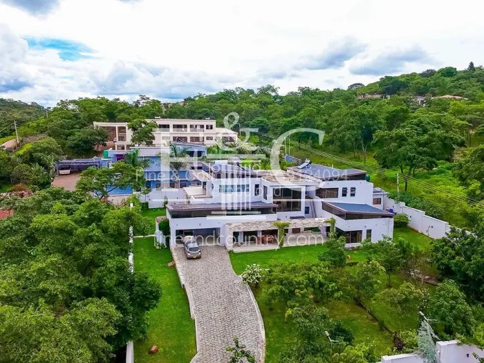 5 Bedroom House for Sale in Carrick Creagh Estate, Harare