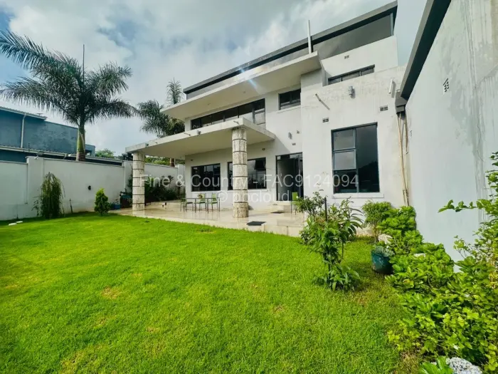 5 Bedroom House for Sale in Carrick Creagh Estate, Harare