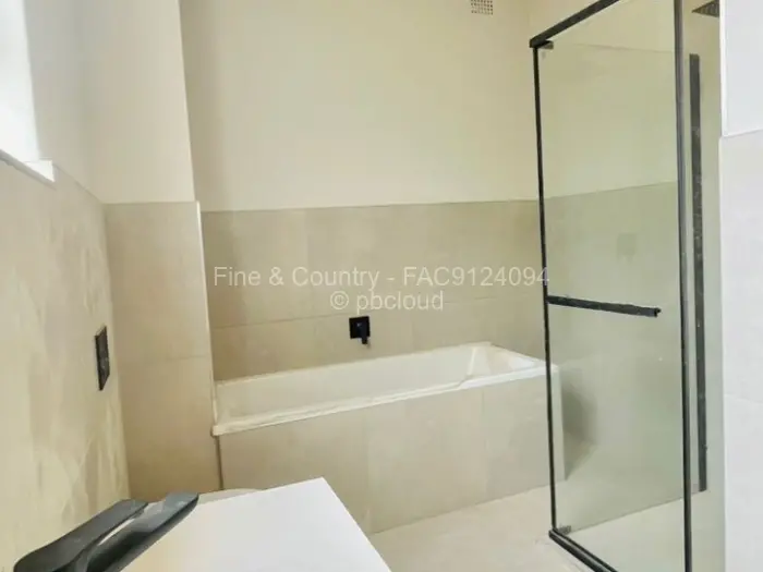 5 Bedroom House for Sale in Carrick Creagh Estate, Harare