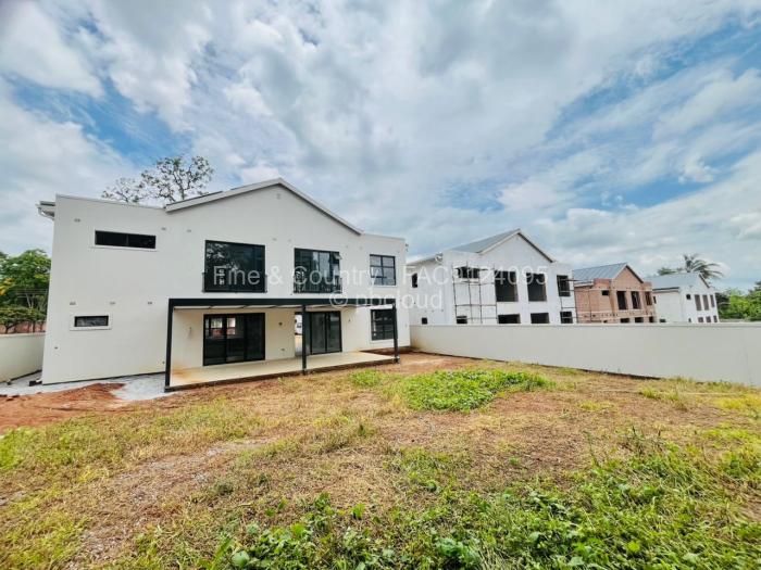 5 Bedroom House for Sale in Highlands, Harare