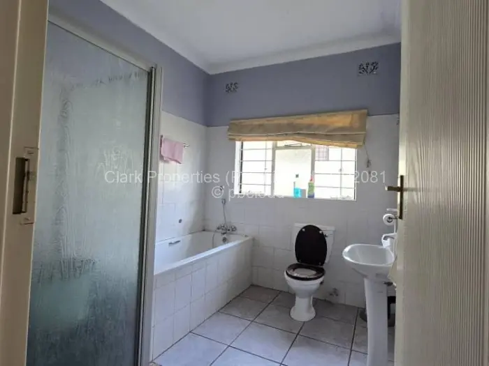 Townhouse/Cluster for Sale in Greendale North, Harare