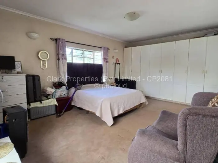 Townhouse/Cluster for Sale in Greendale North, Harare