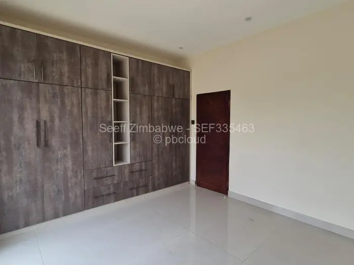 Townhouse/Cluster for Sale in Mount Pleasant, Harare