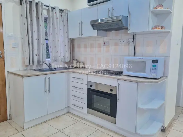 5 Bedroom House to Rent in Greystone Park