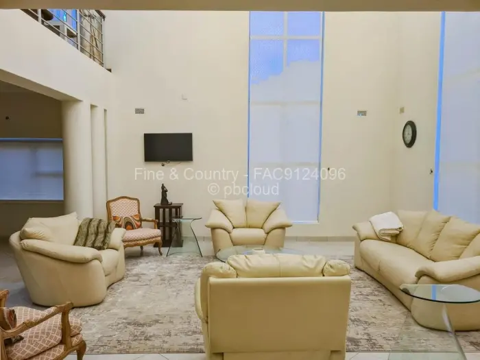 5 Bedroom House to Rent in Greystone Park