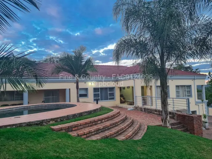 5 Bedroom House to Rent in Greystone Park, Harare