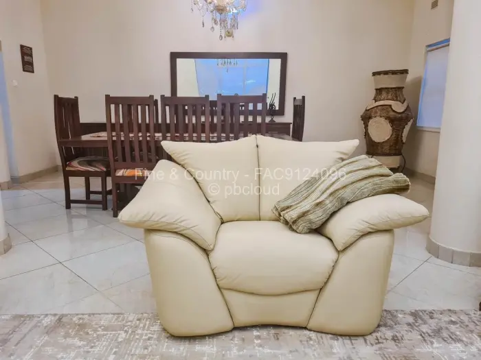 5 Bedroom House to Rent in Greystone Park