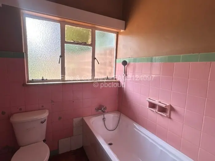 3 Bedroom House to Rent in Greendale