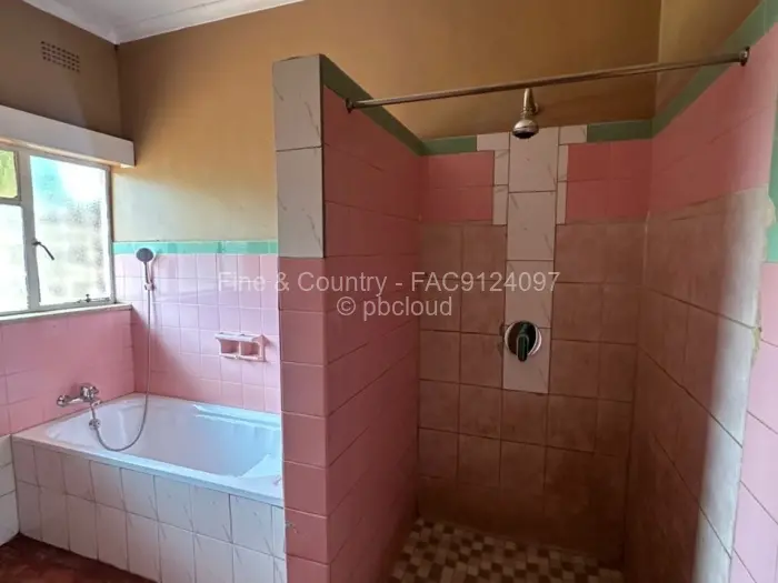 3 Bedroom House to Rent in Greendale