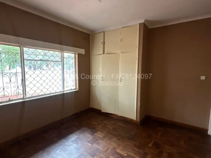 3 Bedroom House to Rent in Greendale