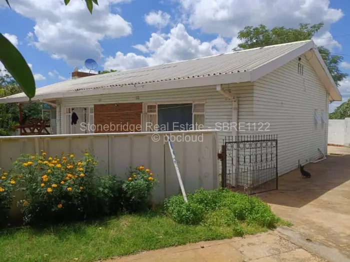 2 Bedroom House for Sale in Morningside Byo, Bulawayo