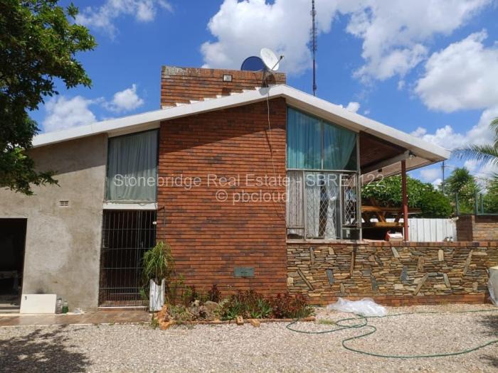 2 Bedroom House for Sale in Morningside Byo, Bulawayo