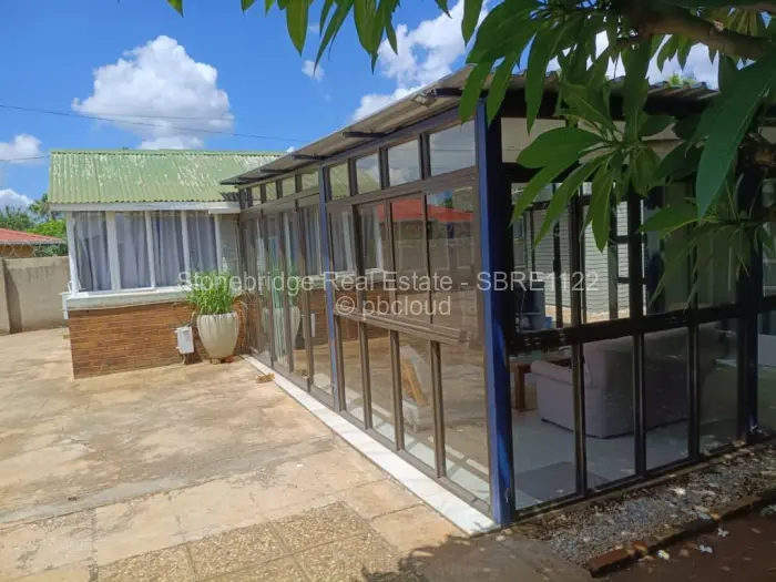 2 Bedroom House for Sale in Morningside Byo, Bulawayo