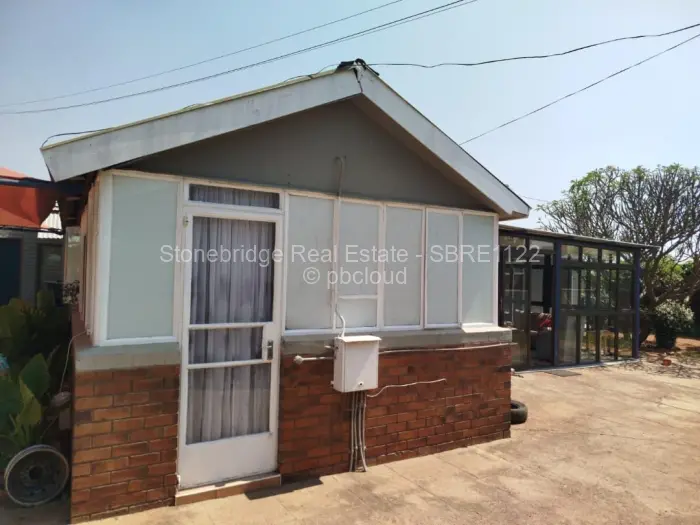 2 Bedroom House for Sale in Morningside Byo, Bulawayo