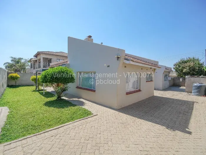 4 Bedroom House to Rent in Zimre Park, Harare
