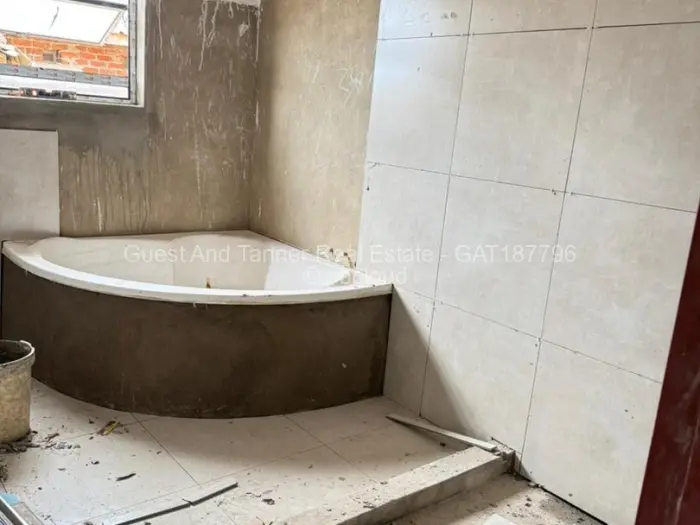 4 Bedroom House for Sale in Bloomingdale, Harare