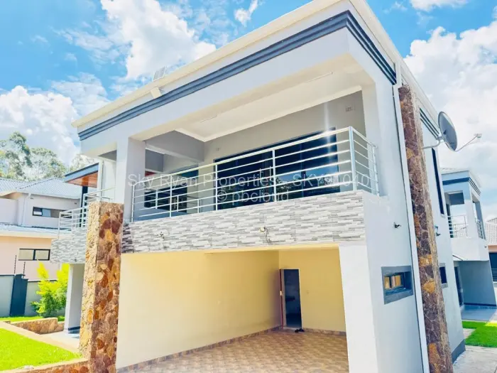 4 Bedroom House for Sale in Carrick Creagh Estate, Harare