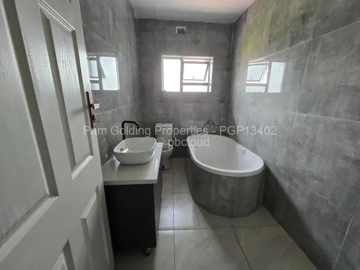 5 Bedroom House for Sale in Mount Pleasant Heights, Harare