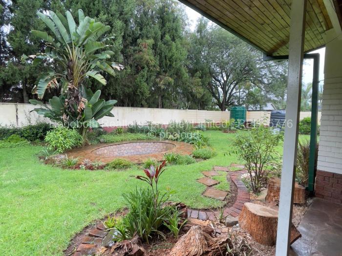 Retail/Shop to Rent in Alexandra Park, Harare