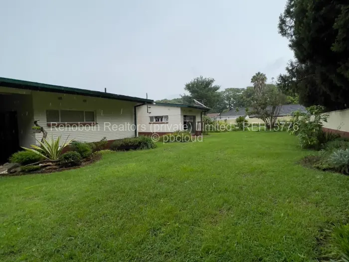 Retail/Shop to Rent in Alexandra Park, Harare