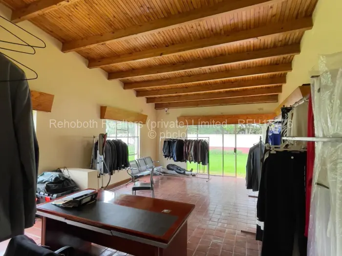 Retail/Shop to Rent in Alexandra Park, Harare
