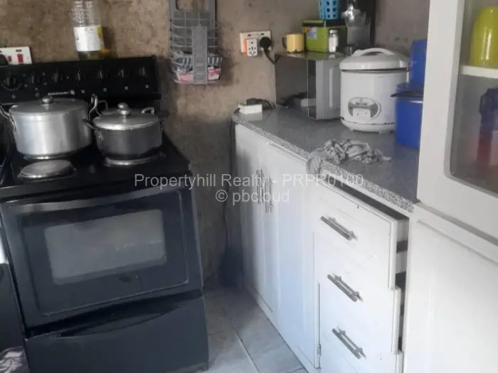 3 Bedroom House for Sale in Chitungwiza, Chitungwiza