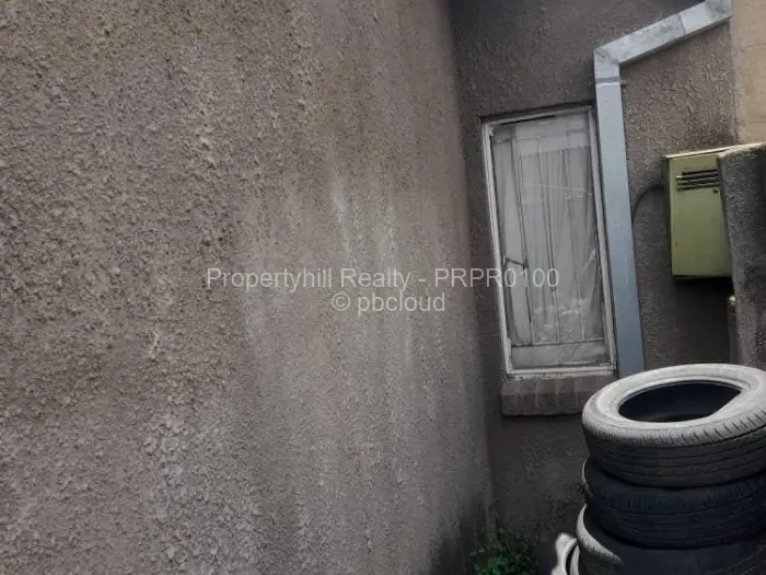 3 Bedroom House for Sale in Chitungwiza, Chitungwiza