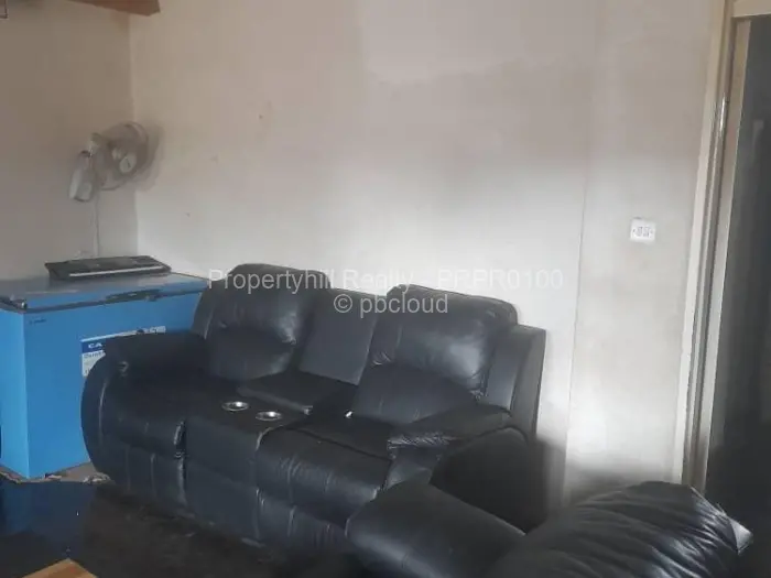 3 Bedroom House for Sale in Chitungwiza, Chitungwiza