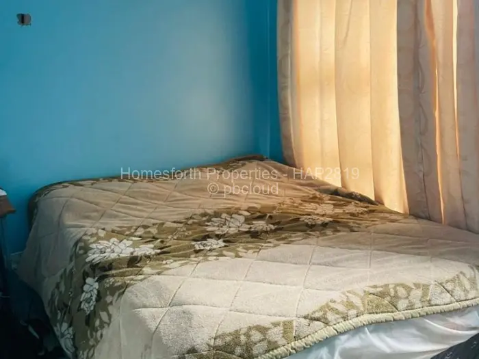 3 Bedroom Cottage/Garden Flat for Sale in Zimre Park, Harare