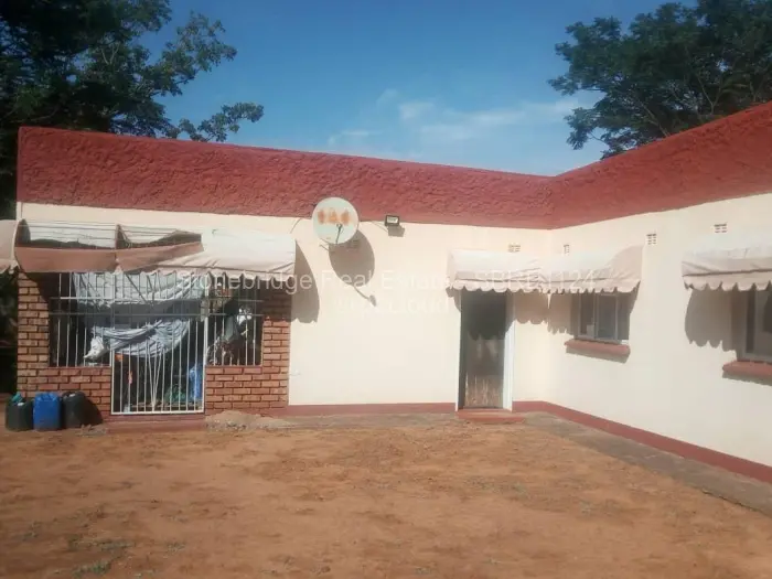 3 Bedroom House for Sale in Sauerstown, Bulawayo