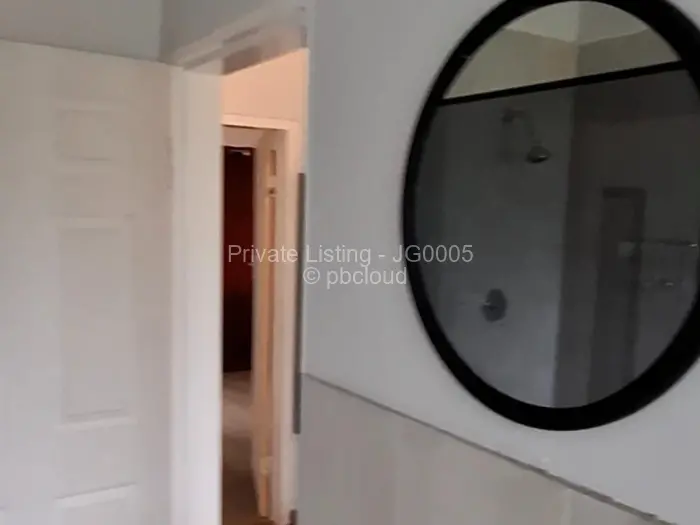 2 Bedroom House to Rent in Greendale, Harare