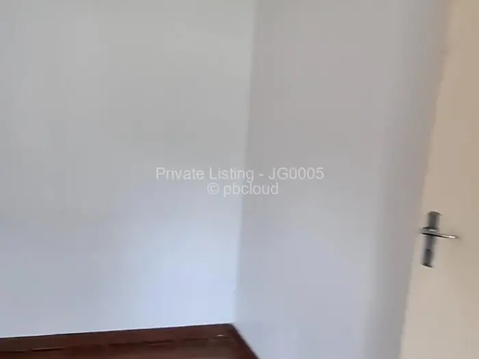 2 Bedroom House to Rent in Greendale, Harare