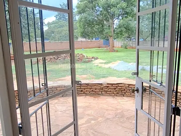 2 Bedroom House to Rent in Greendale, Harare