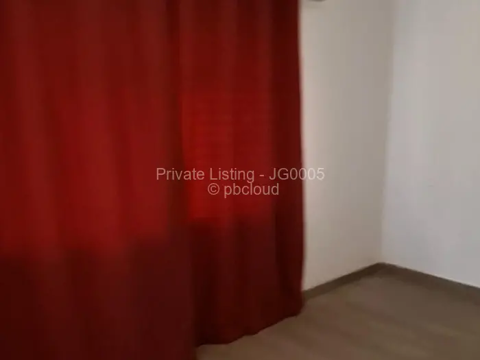 2 Bedroom House to Rent in Greendale, Harare