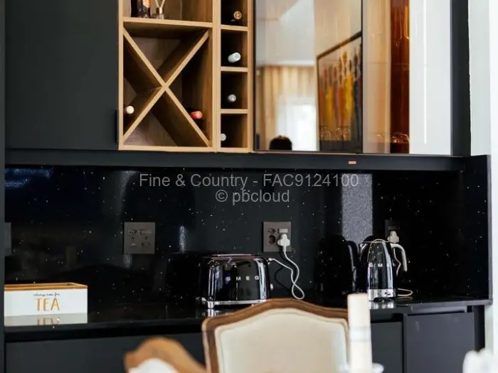 Townhouse/Cluster to Rent in Newlands, Harare