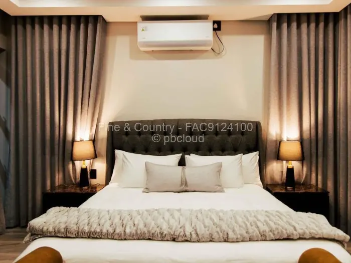 Townhouse/Cluster to Rent in Newlands, Harare