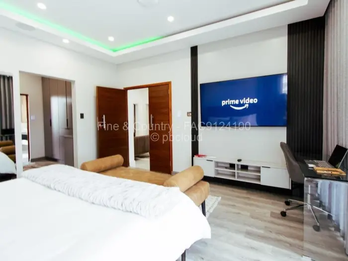 Townhouse/Cluster to Rent in Newlands, Harare