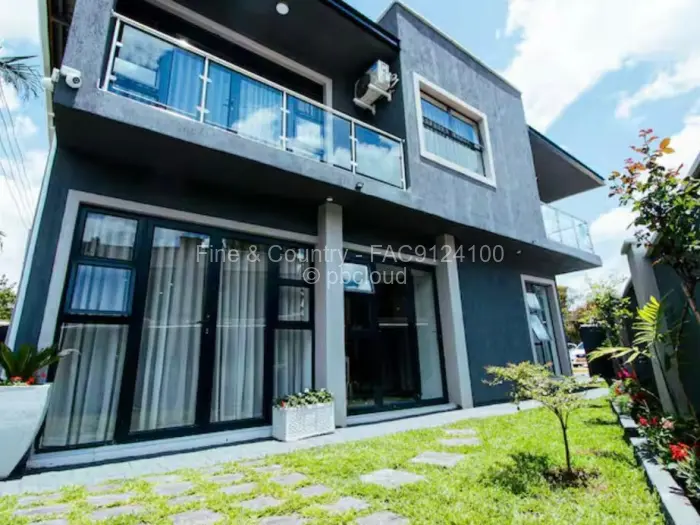 Townhouse/Cluster to Rent in Newlands, Harare