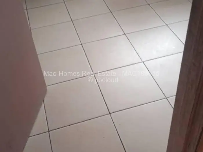 4 Bedroom House for Sale in Chitungwiza, Chitungwiza