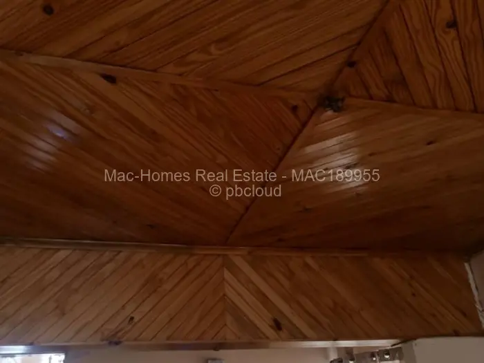 4 Bedroom House for Sale in Chitungwiza, Chitungwiza