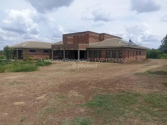 4 Bedroom House for Sale in Sandton Park, Harare