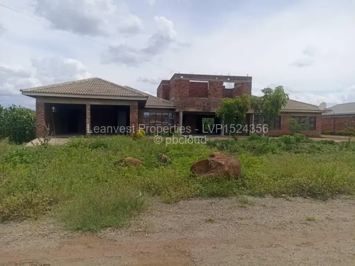 4 Bedroom House for Sale in Sandton Park, Harare